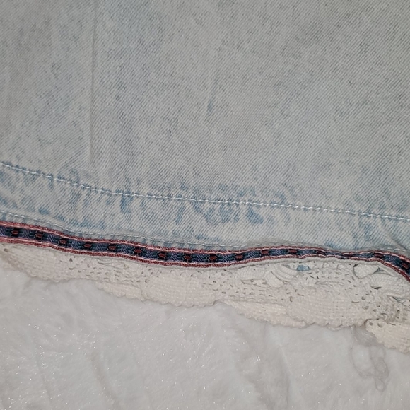 Vintage high waist denim shorts - Picture 6 of 8